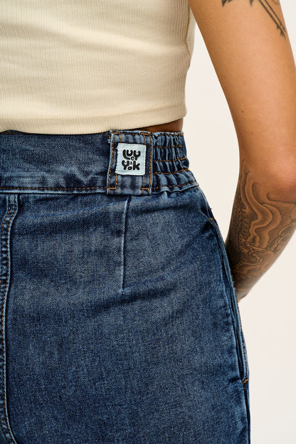 Addison - Denim Jeans in Mid Wash Blue